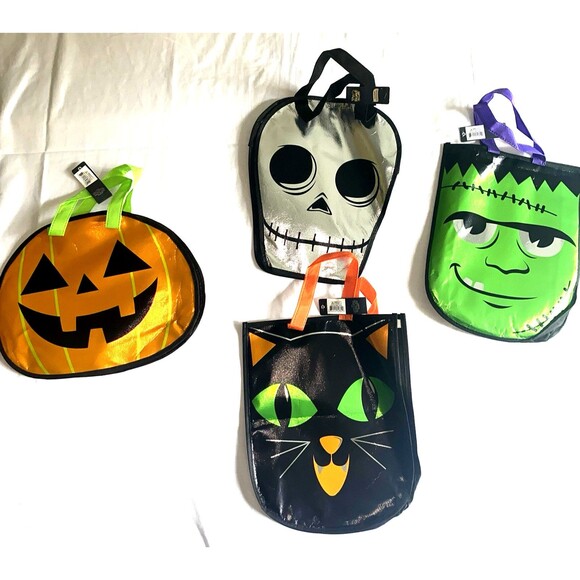 Halloween Trick Or Treat Candy Character Bags Plus  2 other Bags - Picture 1 of 11